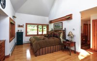 40 East Ash