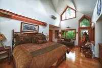 40 East Ash