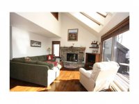 1094 East Ash Road