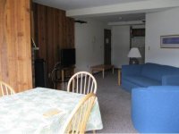 133 East Mtn Rd (3F6) MTN GREEN