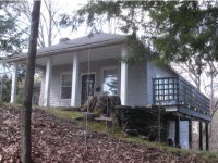 39.5 N Elm Street