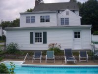 16 Howard Avenue