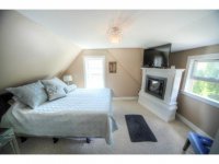 2748-2 E. Woodstock Rd