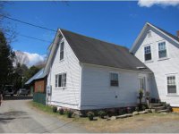 2748-2 E. Woodstock Rd