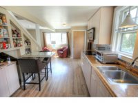 2748-2 E. Woodstock Rd