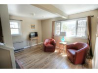 2748-2 E. Woodstock Rd