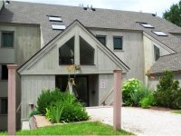 697 East Mountain Road Whiffletree