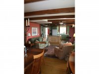 1074 North Hollow