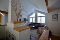 2192 Lynds Hill