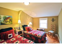 307 River Rd