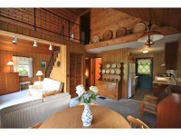 3918 Densmore Hill