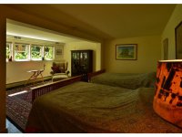 1239 PETERKIN HILL