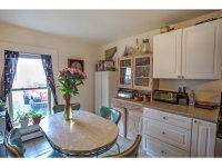1215 West Woodstock