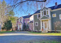 19 Golf Ave