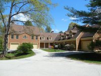 300 Grove