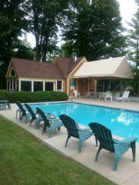300 Grove