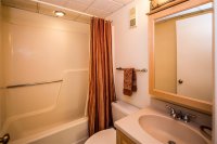 137 East Mountain (2E5)