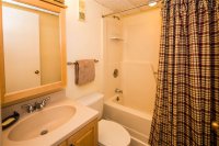 137 East Mountain (2E5)