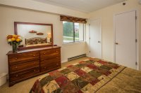 137 East Mountain (2E5)