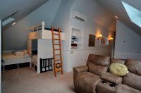 484 CARLTON HILL