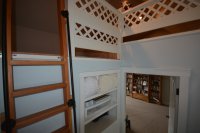 484 CARLTON HILL