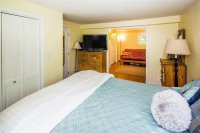 30 Spring Glen