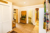 30 Spring Glen
