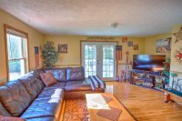 129 Pine Hill