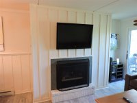 907 East Mountain