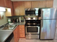907 East Mountain