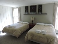 907 East Mountain