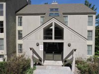907 East Mountain