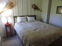 907 East Mountain