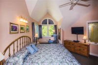 792 East Mountain