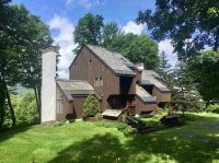954 East Ash Hawk Resort