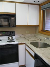 182 HIGHRIDGE
