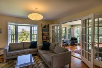 76 Grove Hill