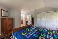 76 Grove Hill