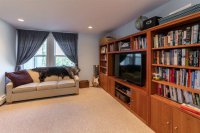 76 Grove Hill
