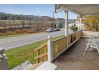 5798 West Woodstock