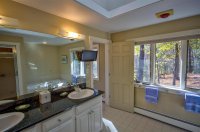 1261 North Bridgewater
