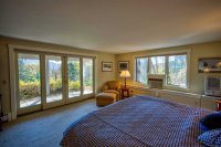 1261 North Bridgewater