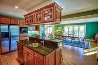 1261 North Bridgewater
