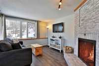 782 East Mountain
