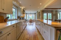 2352 Curtis Hollow