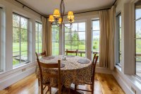2352 Curtis Hollow