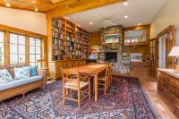 2352 Curtis Hollow