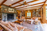 2352 Curtis Hollow