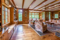 2352 Curtis Hollow
