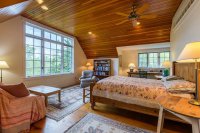 2352 Curtis Hollow